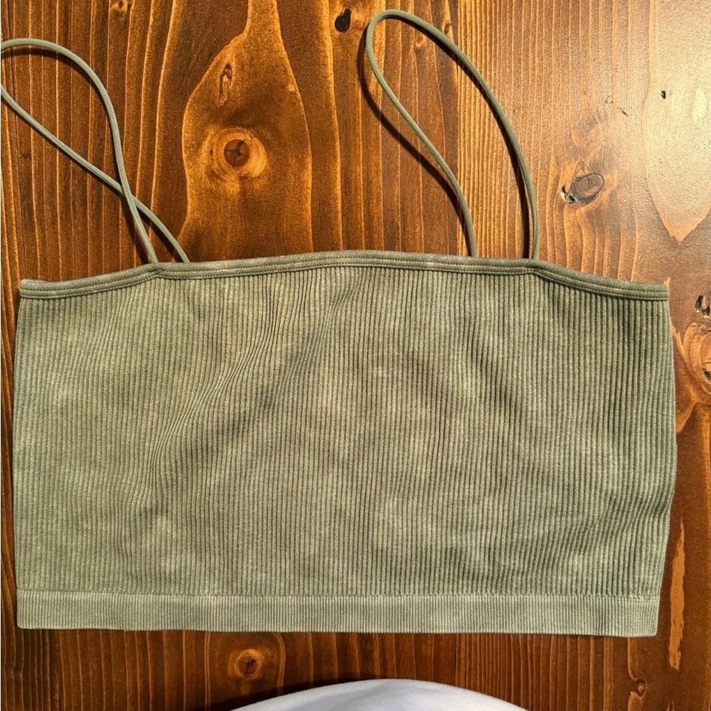 Aeropostale seriously soft seamless cropped tank